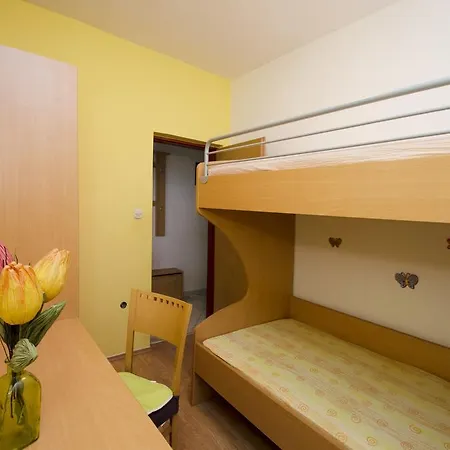 Antonia * Завалатица