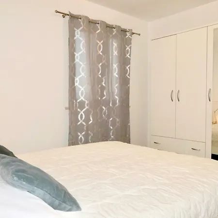 Appartement Antonia Zavalatica